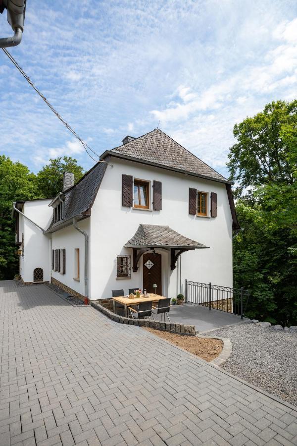 Landhaus Karbach Komplett Oder Einzelne Wohneinheiten Villa Inkl Sauna Bzw Waldhaeuschen Hirten Zewnętrze zdjęcie