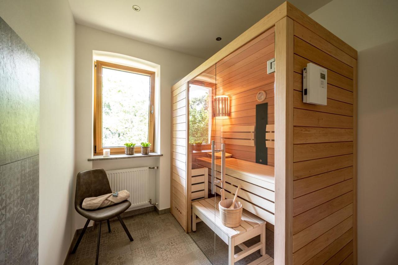 Landhaus Karbach Komplett Oder Einzelne Wohneinheiten Villa Inkl Sauna Bzw Waldhaeuschen Hirten Zewnętrze zdjęcie