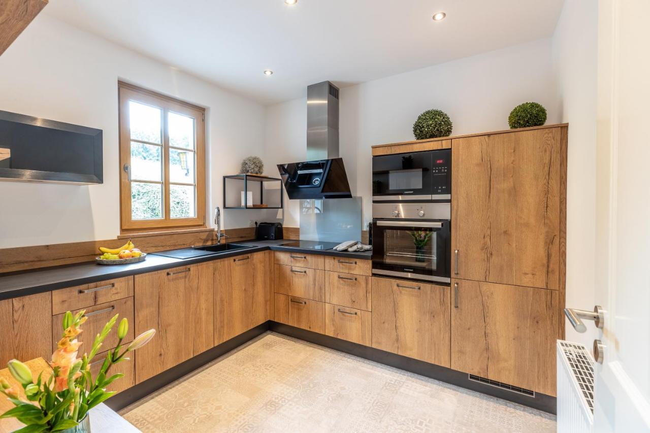 Landhaus Karbach Komplett Oder Einzelne Wohneinheiten Villa Inkl Sauna Bzw Waldhaeuschen Hirten Zewnętrze zdjęcie